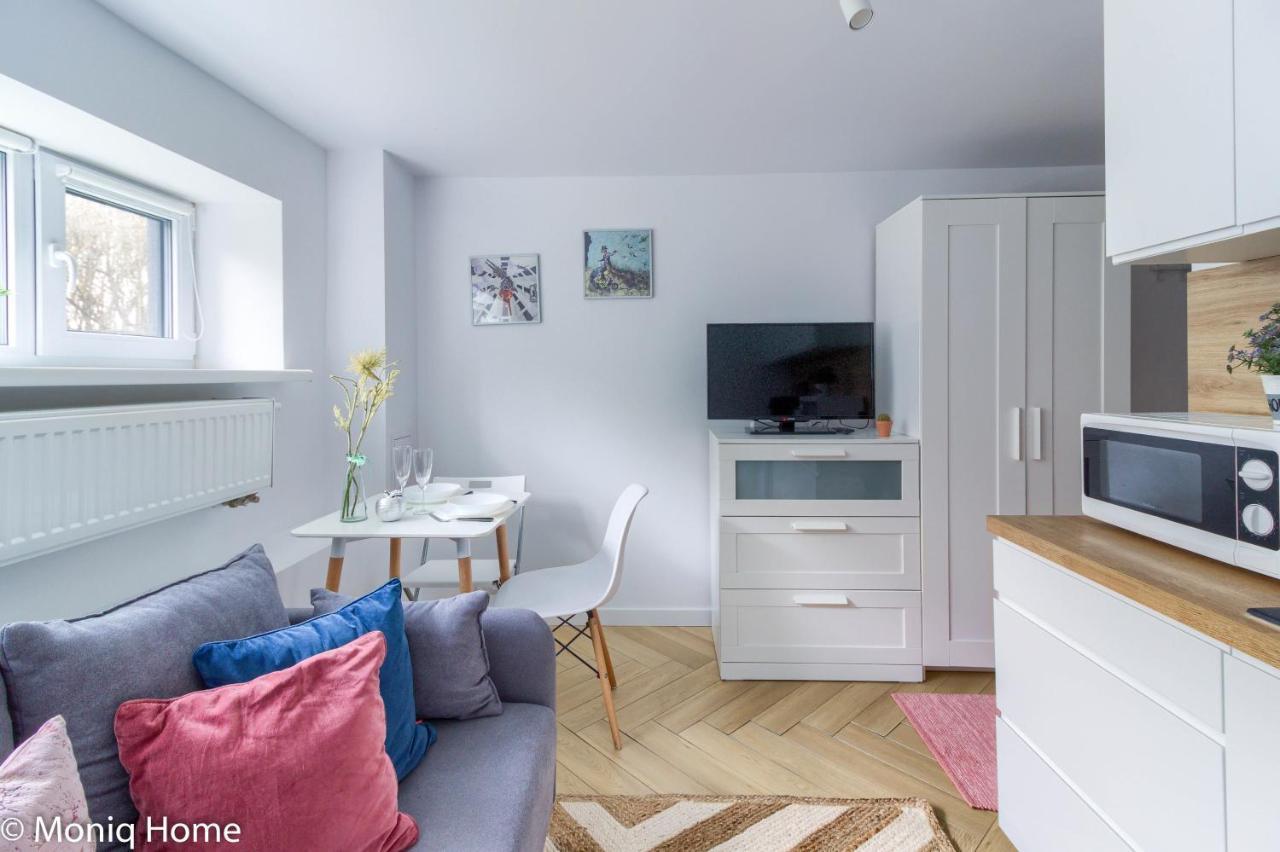 M&R Apartament Smart&Bright Batorego 16, Netflix, Free Wifi, Metro I Park Pole Mokotowskie, Stodola, Self Check-In, 5 Minut Od Centrum Warsaw Ngoại thất bức ảnh