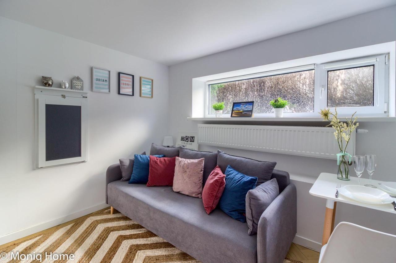 M&R Apartament Smart&Bright Batorego 16, Netflix, Free Wifi, Metro I Park Pole Mokotowskie, Stodola, Self Check-In, 5 Minut Od Centrum Warsaw Ngoại thất bức ảnh