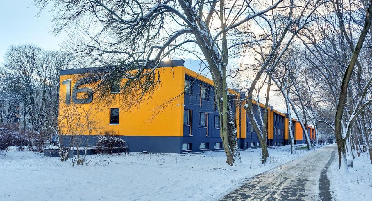 M&R Apartament Smart&Bright Batorego 16, Netflix, Free Wifi, Metro I Park Pole Mokotowskie, Stodola, Self Check-In, 5 Minut Od Centrum Warsaw Ngoại thất bức ảnh